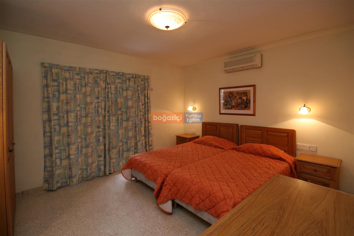 bayview hotel & apartments  - one-two bedroom apartments, bedroom1